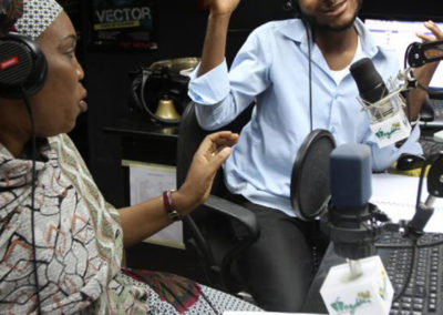 Les dramatiques et le dialogue radiophoniques augmentent la planification familiale au Nigeria