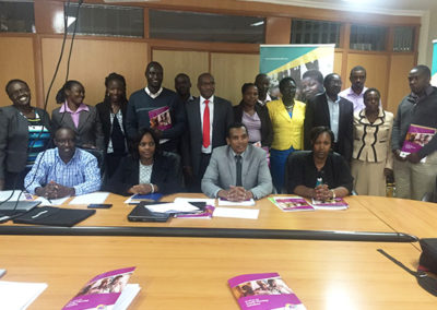 केन्या में Kericho काउंटी संकेत संयुक्त TCI साथी Jhpiego के साथ कार्यान्वयन योजना