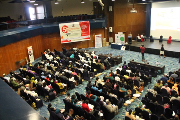 Plaidoyer en faveur de l'approche de l'initiative lors de la réunion des parties prenantes du planning familial au Nigeria