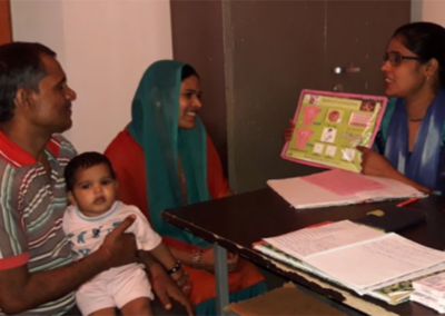 फीरोजाबाद की सहायक नर्स मिडवाइफों अब FDS दिन पर स्टाफ बोझ कम करने में मदद