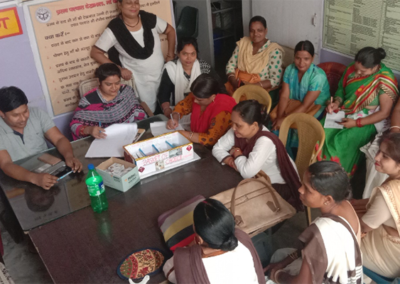 शाहजहांपुर में UPHCs के लिए डेटा समीक्षा बैठकों चलती परिवार नियोजन सेवा वितरण में सुधार