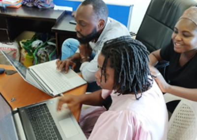 TCI Le coaching permet d'améliorer la communication des données sur la planification familiale grâce au renforcement de la salle de contrôle dans l'État de Lagos, au Nigéria