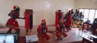A UCOZ, la cérémonie de Remise du Diplôme de ville graduée était riche en couleur avec le groupe de ballet Ouindo 